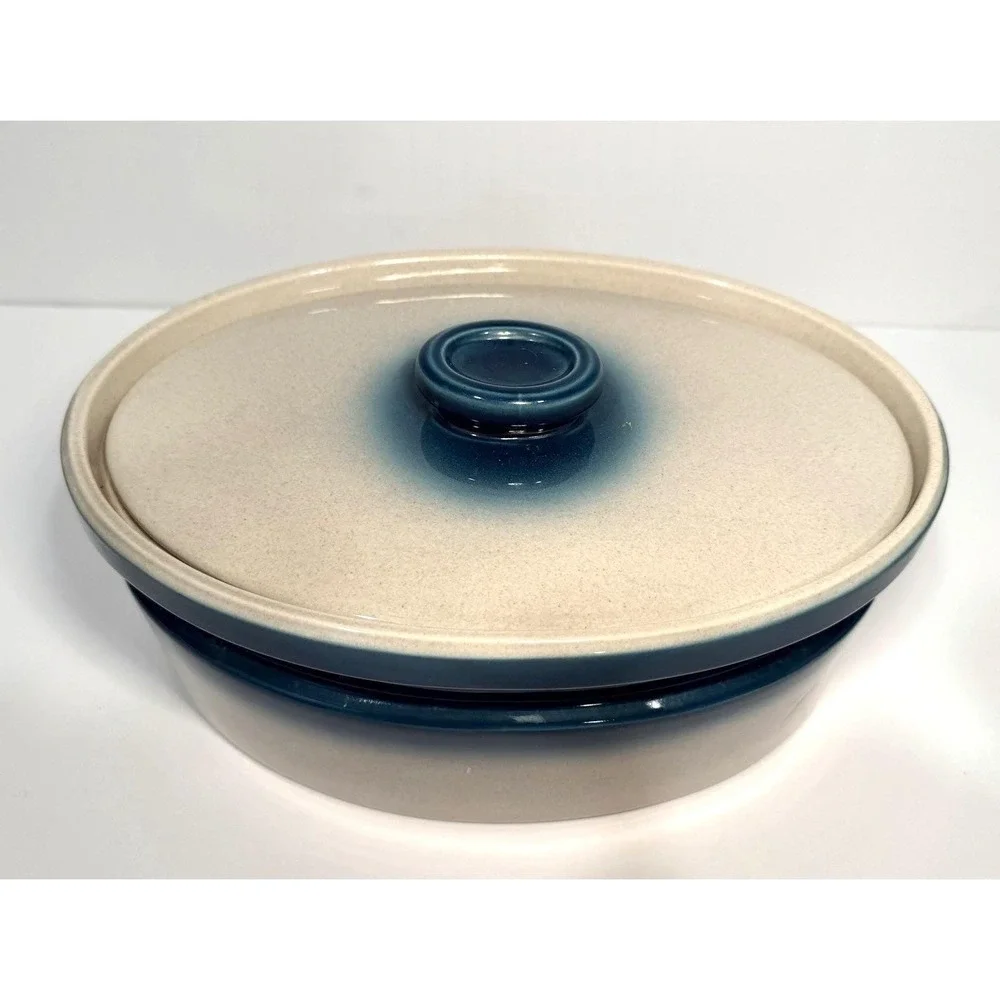 Wedgwood Blue Pacific Oval Covered Casserole 10.5 In 2.5 QT.